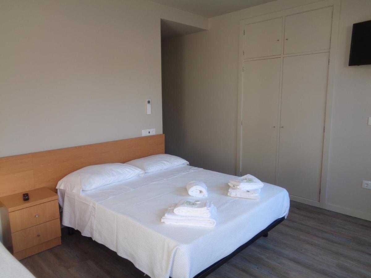 Deluxe Triple Room,1192936006:JPEG