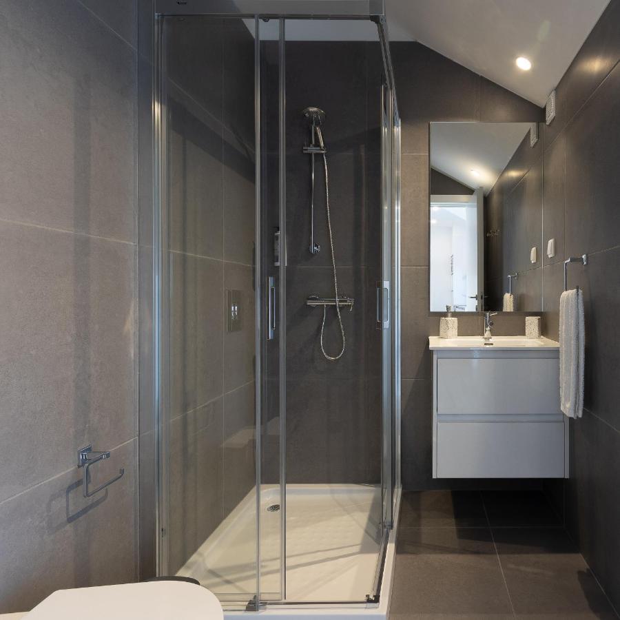 Apartamento com Varanda